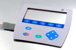 Folientastatur für Industrieanwendungen mit robuster Oberfläche