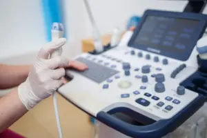 Folientastatur in medizinischem Gerät zur präzisen Steuerung von Funktionen