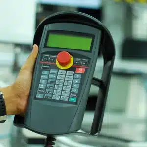 Mobiles Bediengerät mit Folientastatur für Maschinensteuerung und Wartung